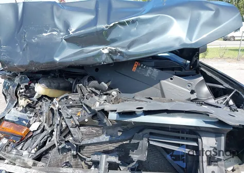 2017 Chevrolet Silverado 2Lt z USA, uszkodzony, nr VIN 3GCUKREC9HG489038